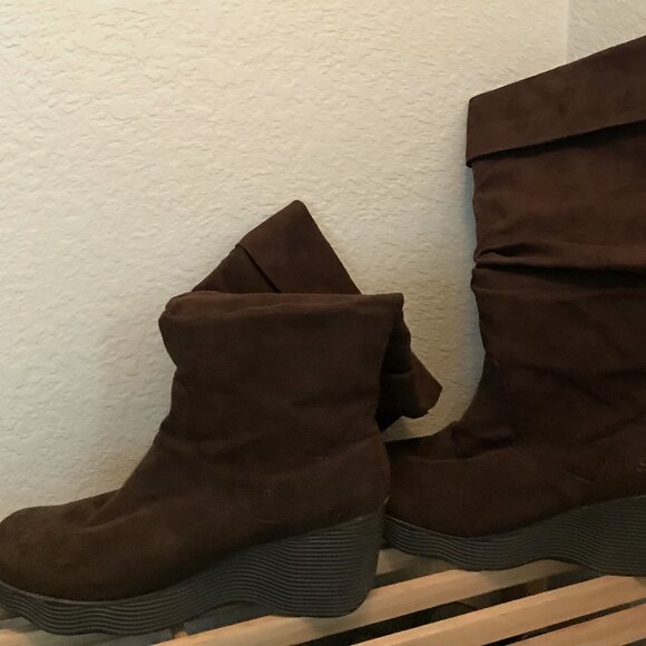 Skechers Suede Brown Tall Boots Women Size US 8 - Picture 3 of 4